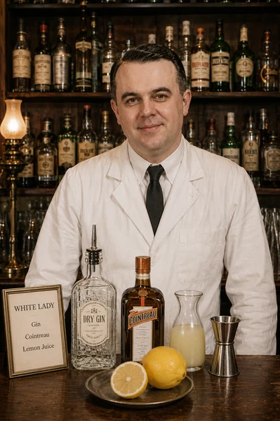 Portrait de Harry MacElhone